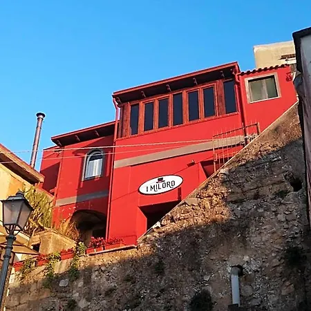 Alojamento de Acomodação e Pequeno-almoço I Milord Castel San Giorgio